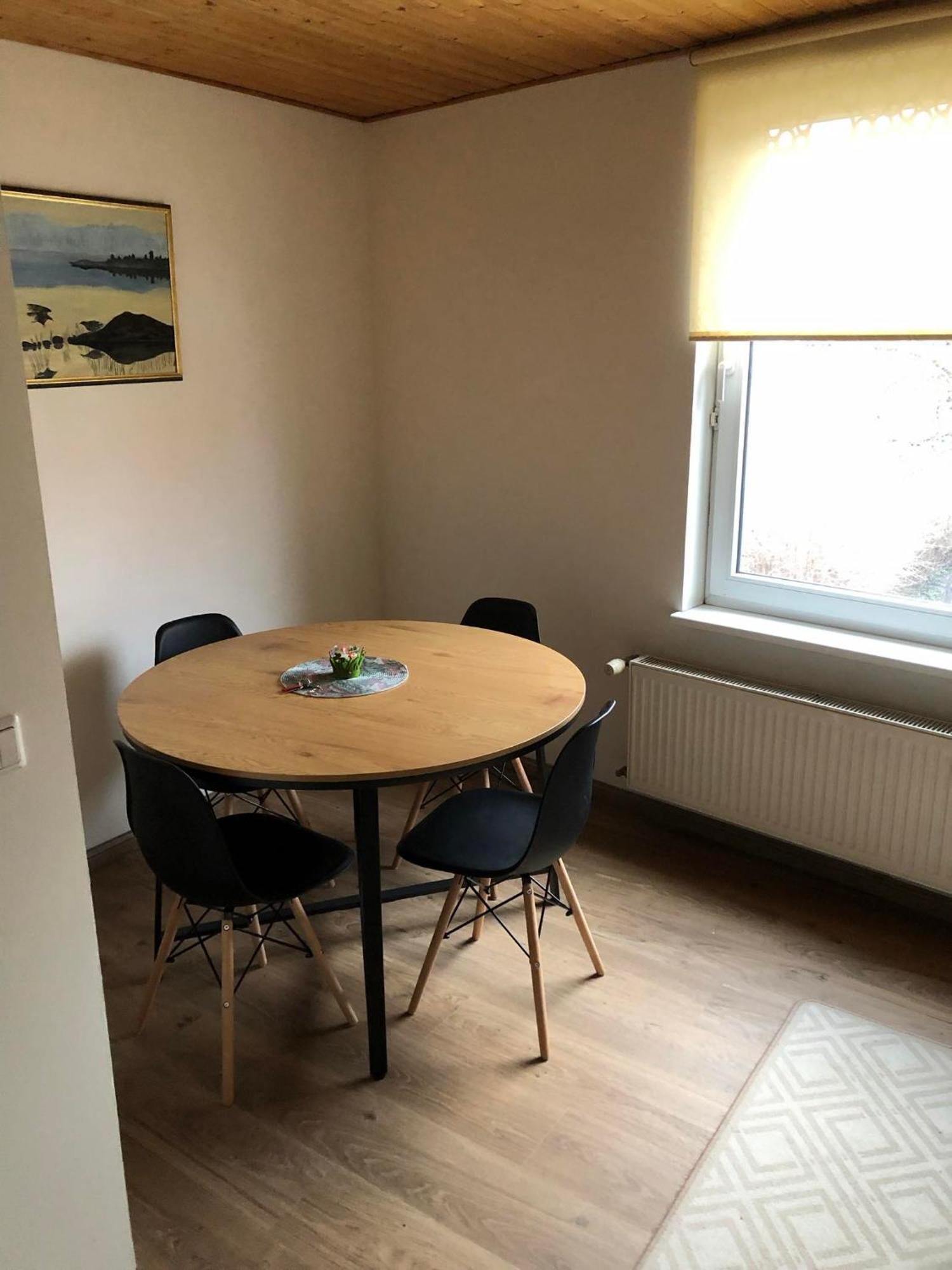 Kalevite Kodu 2-Toaline Apartment! กูรัซซาเร ภายนอก รูปภาพ
